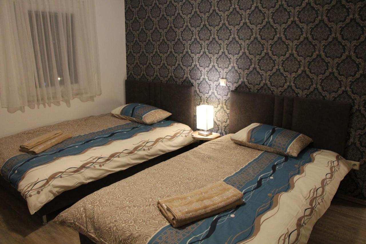 Ermis Apartments Мецинген Екстериор снимка