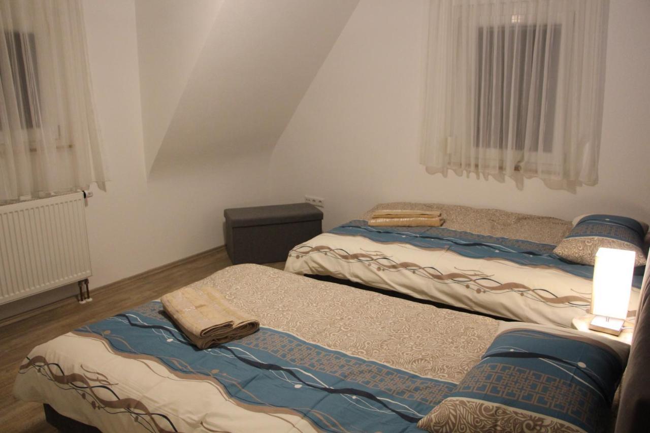 Ermis Apartments Мецинген Екстериор снимка