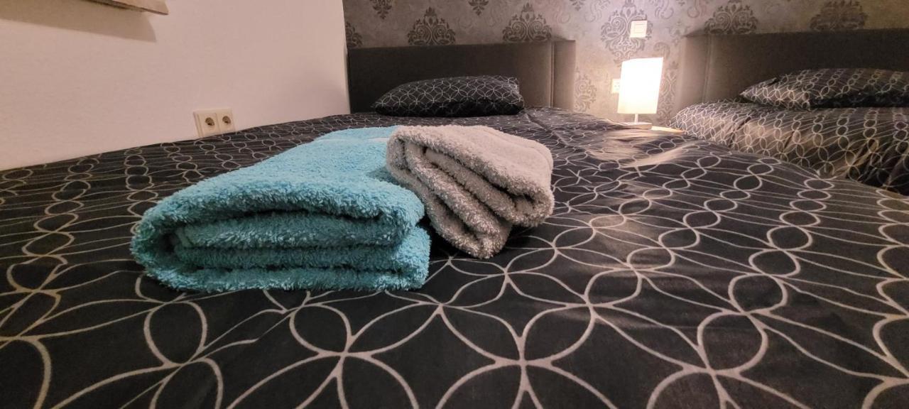 Ermis Apartments Мецинген Екстериор снимка