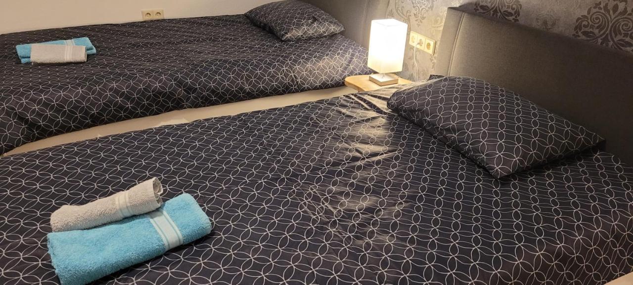 Ermis Apartments Мецинген Екстериор снимка